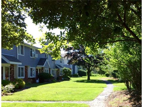 24 Heritage Hill Rd