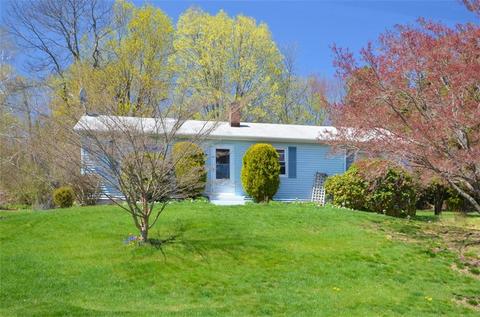 215 Robin Ln