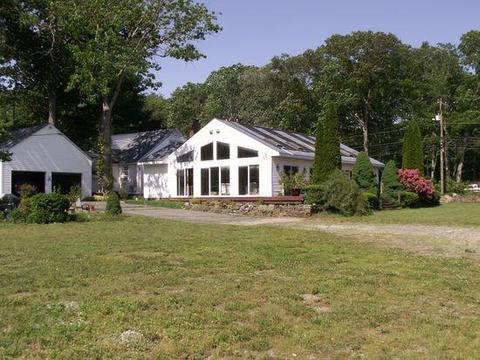 5 Oak Ridge Dr