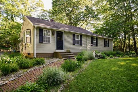 9 Woods Ln