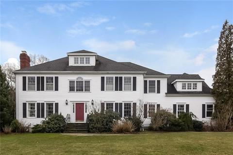 3 Clover Ln