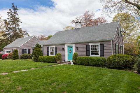 3 Clover Ln