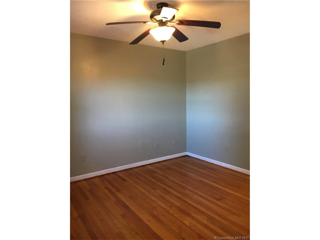 70 Williams Rd