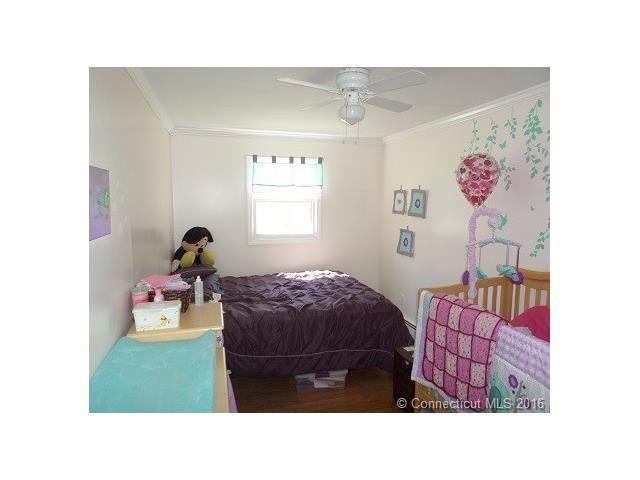 For Sale: 174 New London Rd Colchester, CT 06415