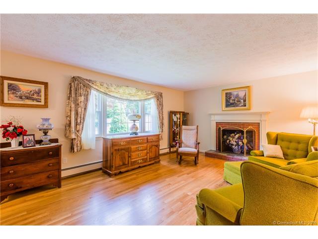 855 Old Hartford Rd