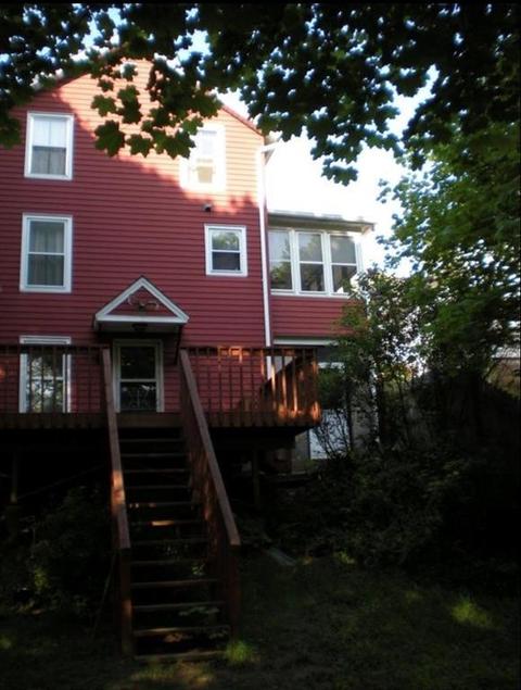 1 Rutland St