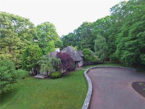 138 Brush Hill Rd