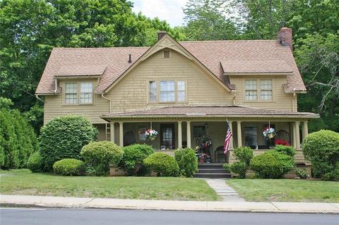 42 Sunrise Ln