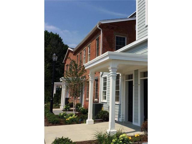 66 High St #7