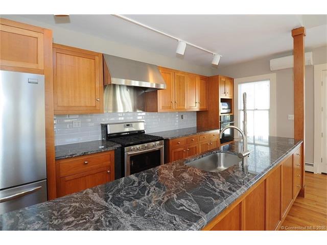 201 Water St