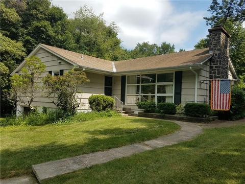 1053 E Pond Meadow Rd