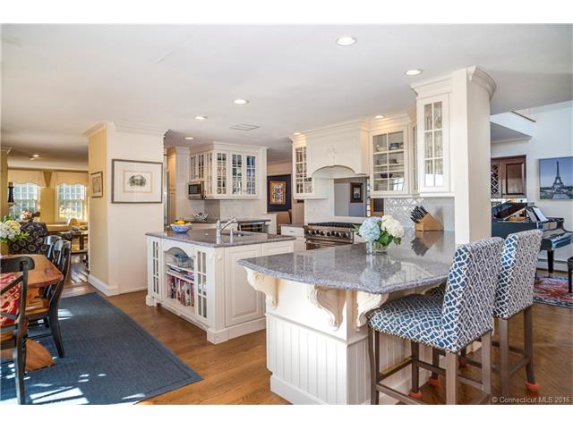51 Hotchkiss Ln