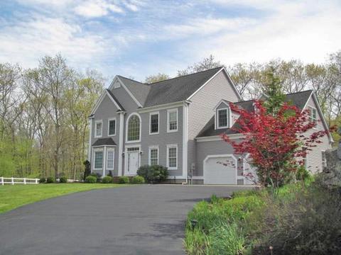 33 Eagle Meadow Dr