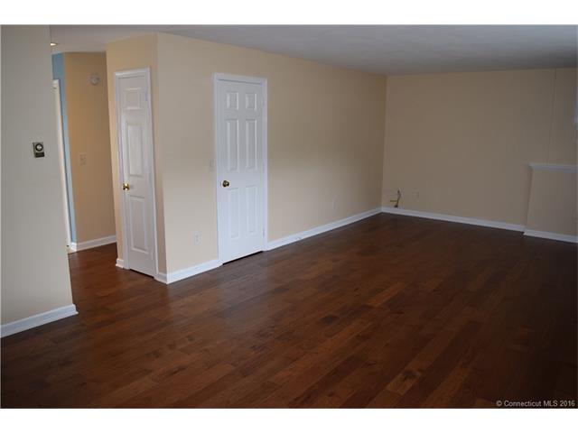 24 Brantwood Dr #24