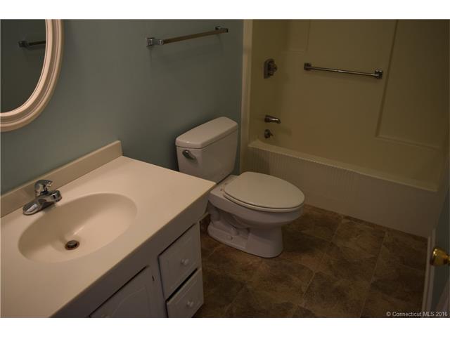 24 Brantwood Dr #24