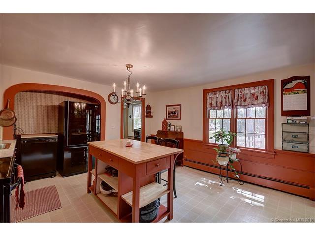 For Sale: 15 Jones Hollow Rd Marlborough, CT 06447