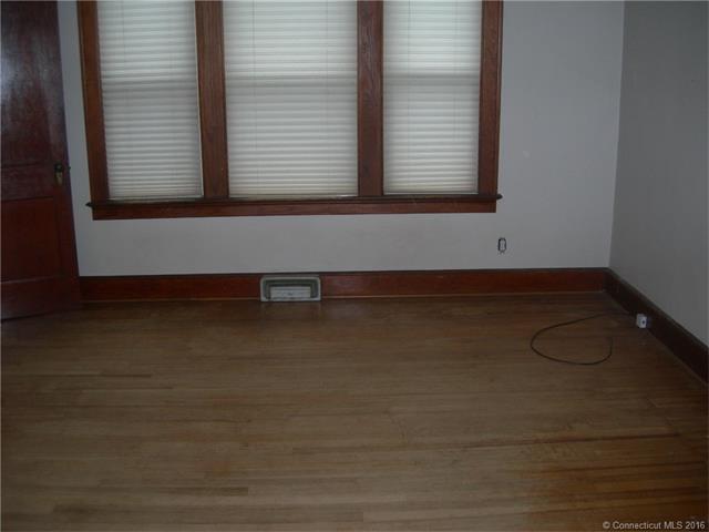 141 Fowler Ave Ext
