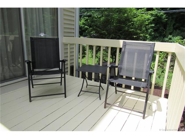 For Sale: 1367 Hanover Ave #101 Meriden, CT 06451