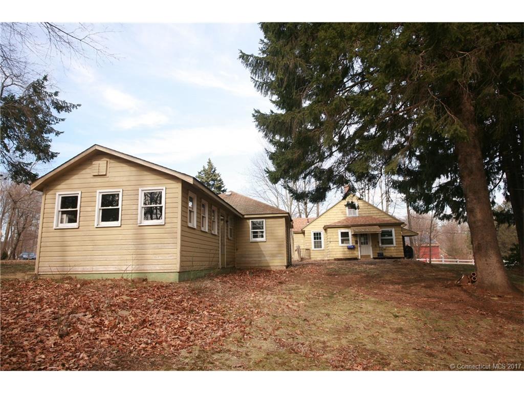 48 Circle Dr