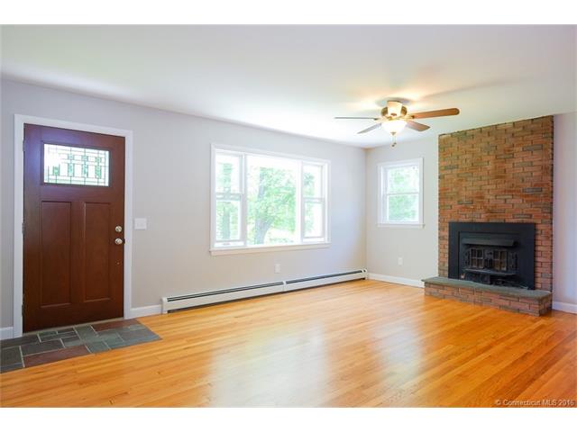 For Sale: 230 Baileyville Rd Middlefield, CT 06455