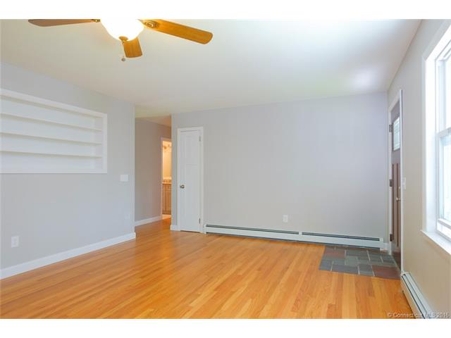 For Sale: 230 Baileyville Rd Middlefield, CT 06455