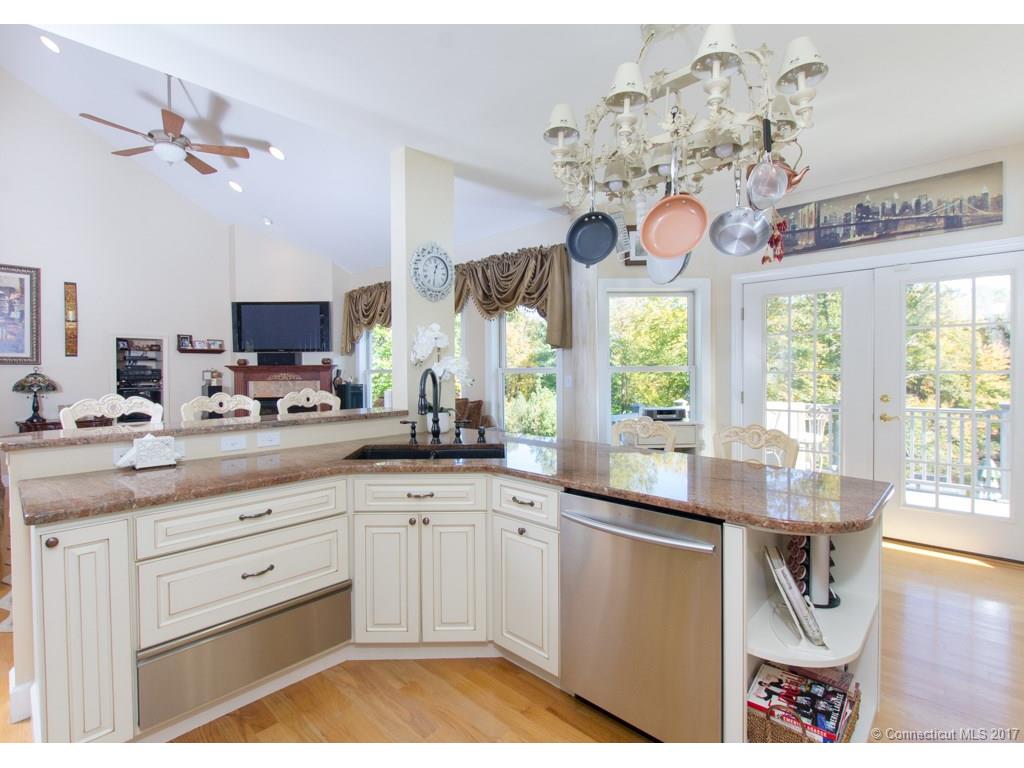 359 Four Rod Rd