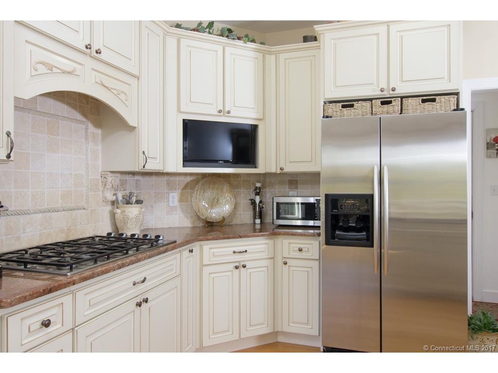 359 Four Rod Rd