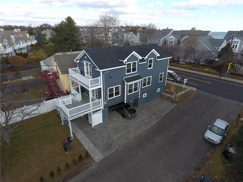 19 Rock St