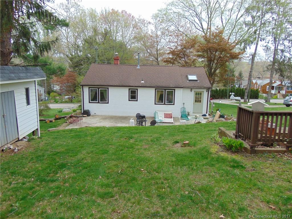 74 Standish Rd