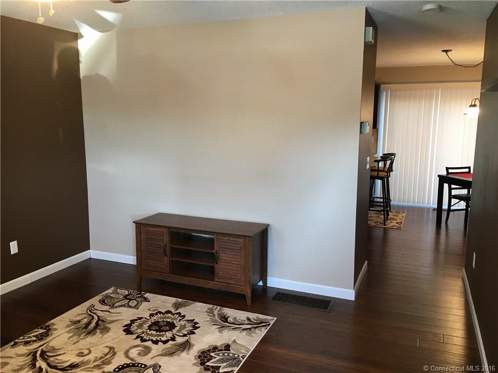 229 Branford Rd #459