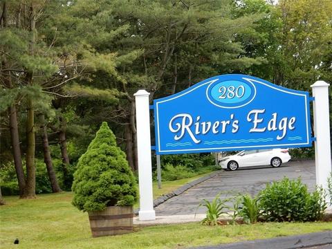 2555 Boston Post Rd