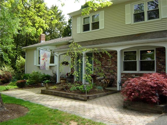 119 Walnut Ln, Northford CT 06472