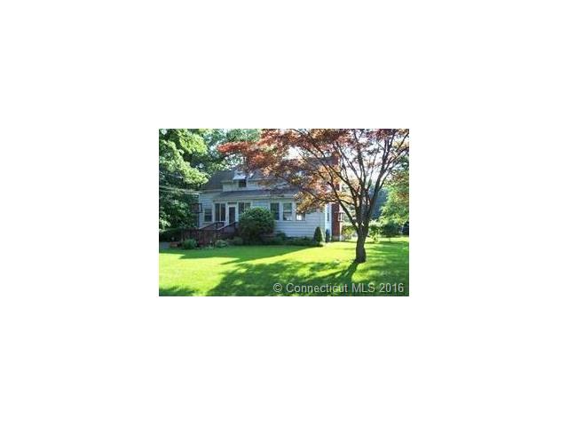 51 Ezra St, North Haven CT 06473