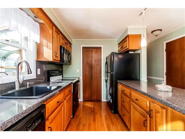 1 Barret Ln