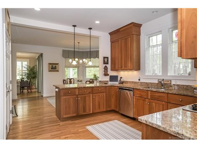 For Sale: 81 Coulter St #APT 13 Old Saybrook, CT 06475