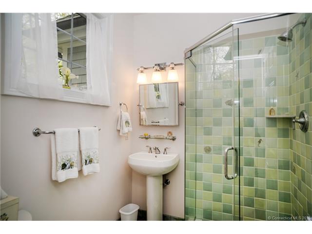 For Sale: 81 Coulter St #APT 13 Old Saybrook, CT 06475