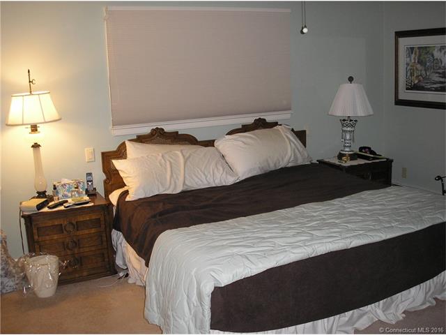 For Sale: 521 New England Ln Orange, CT 06477
