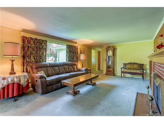 11 Scenic Dr
