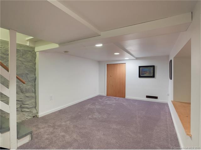 23 Smith St
