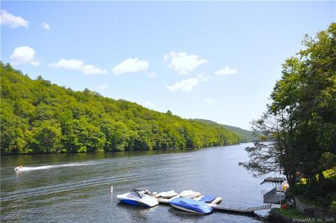 65 Algonquin Trl