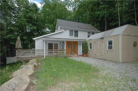65 Algonquin Trl