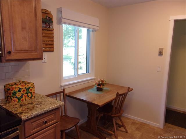 For Sale: 798 Heritage Vlg #APT C Southbury, CT 06488