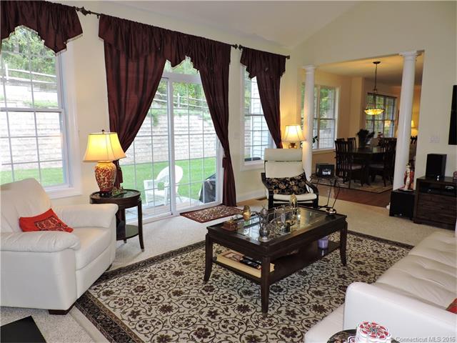 18 Traditions Blvd