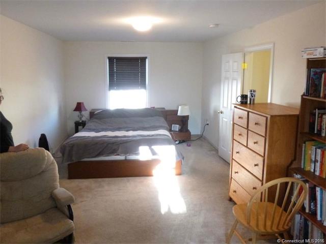 For Sale: 2 Bull Ave #APT B8 Wallingford, CT 06492
