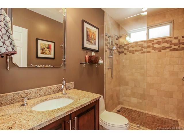 For Sale: 12 Leigus Rd Wallingford, CT 06492