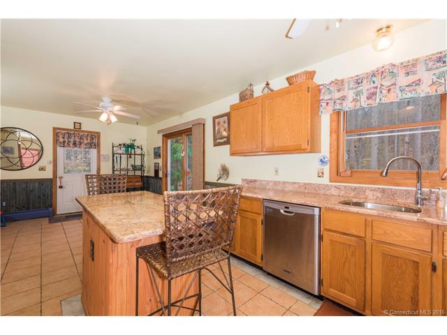 504 Essex Rd