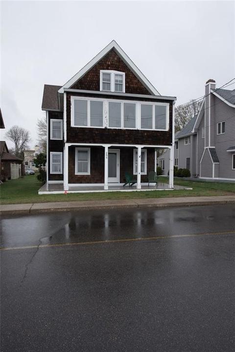 33 Chapman Ave