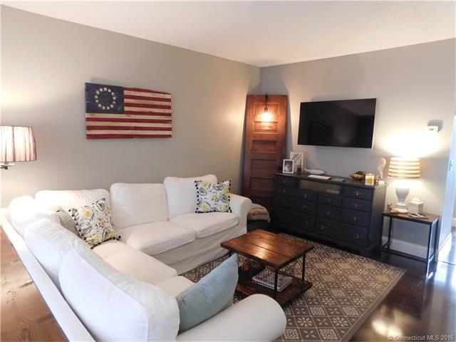 312 Rosewood Ave #312