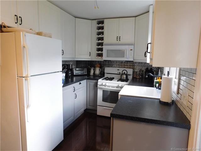 312 Rosewood Ave #312