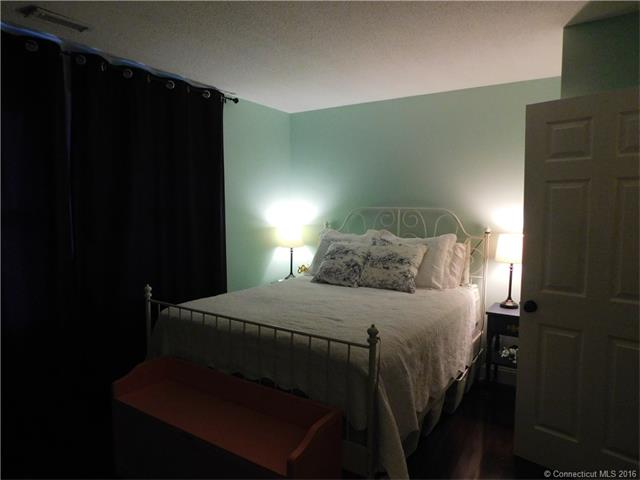 312 Rosewood Ave #312